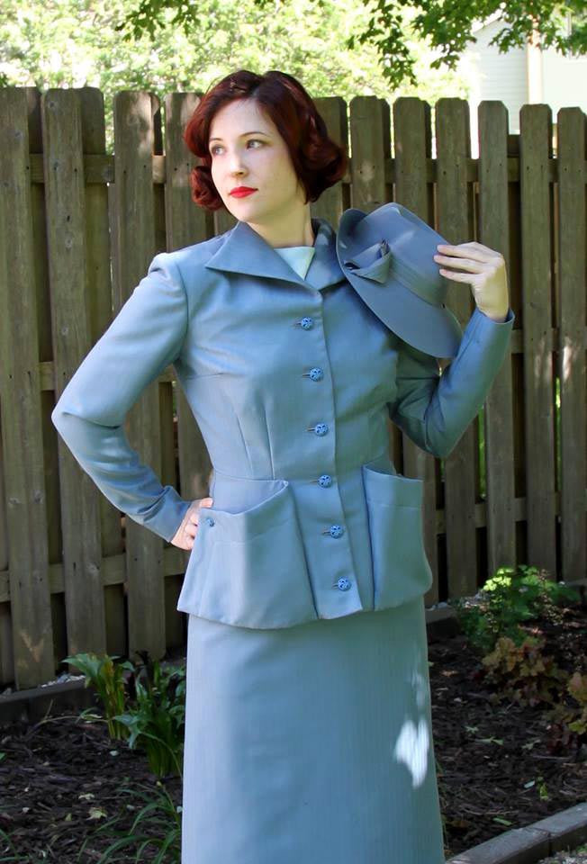 1949 Suit Dress SE40-5105