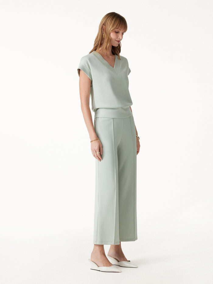 OGLmove 2Pcs Set V-Neck Short Sleeve Top & Cropped Straight-Leg Pants with Pockets