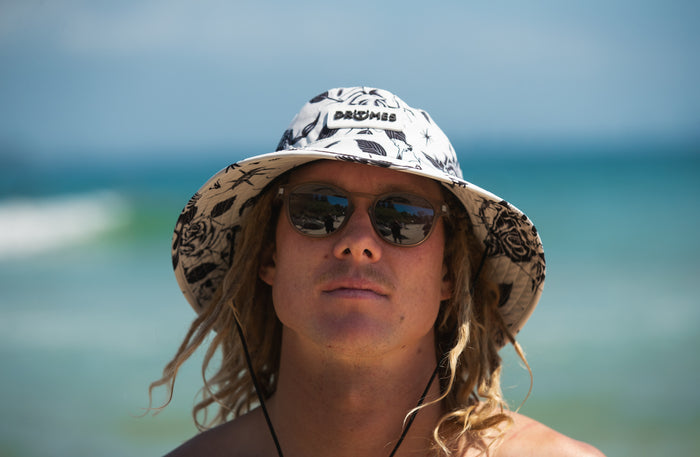 DT26 | Old School Bucket Hat
