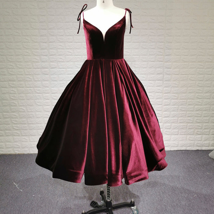 Elegant Burgundy Spaghetti Straps Velvet Prom Dress with V-neck - Rosymae