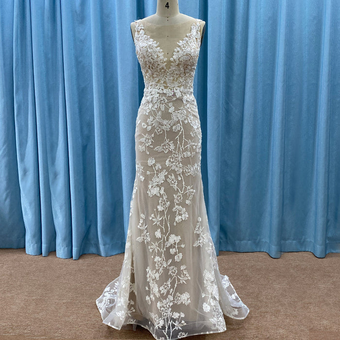 Elegant Fit and Flare Sheer Neck Lace Wedding Dress with V-neck - Rosymae