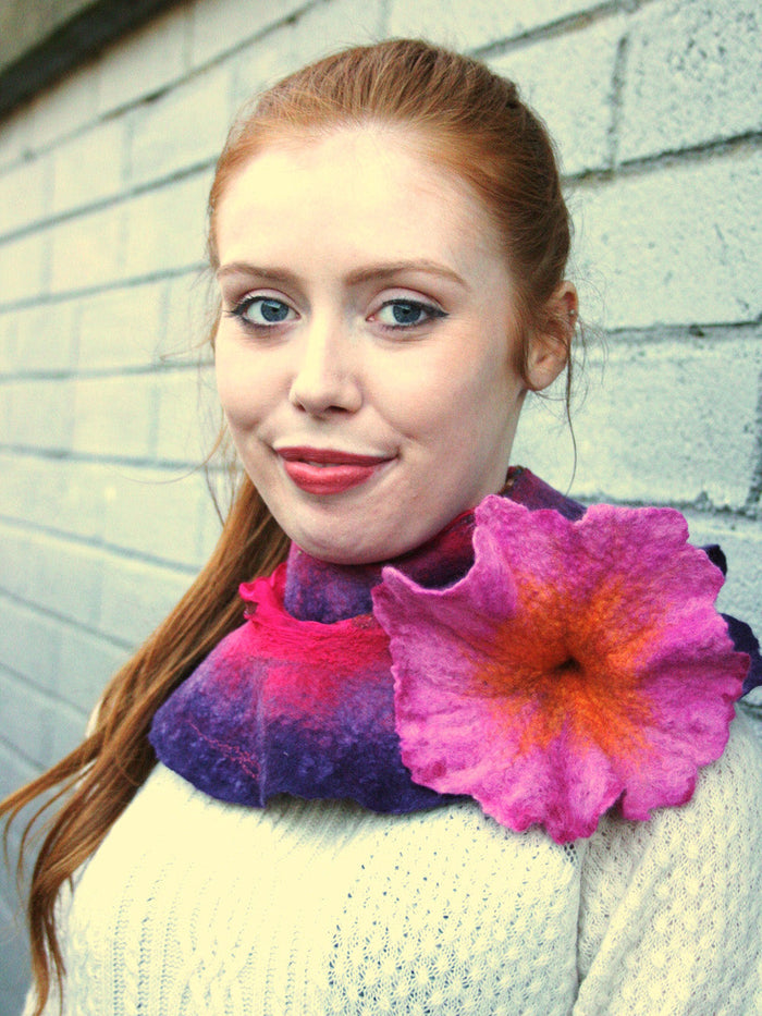 felt_wool_pink_sunflower_5abc5b7e-c1af-4aab-b5cd-4e4fde57bec1.jpg