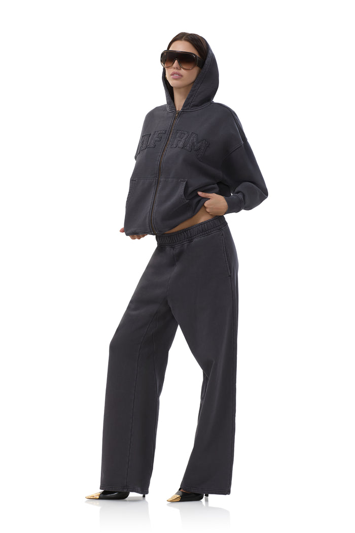 finely-straight-leg-sweatpant-onyx