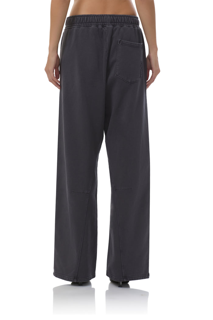 finely-straight-leg-sweatpant-onyx