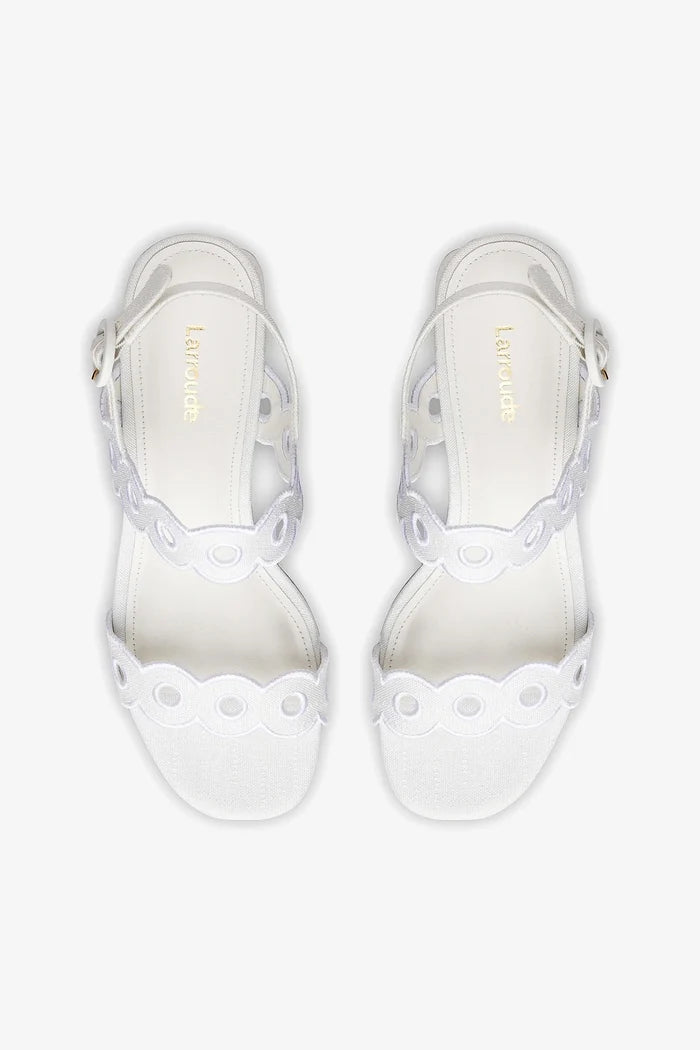Florence Broderie Sandal In White Raffia Sandal Larroudé