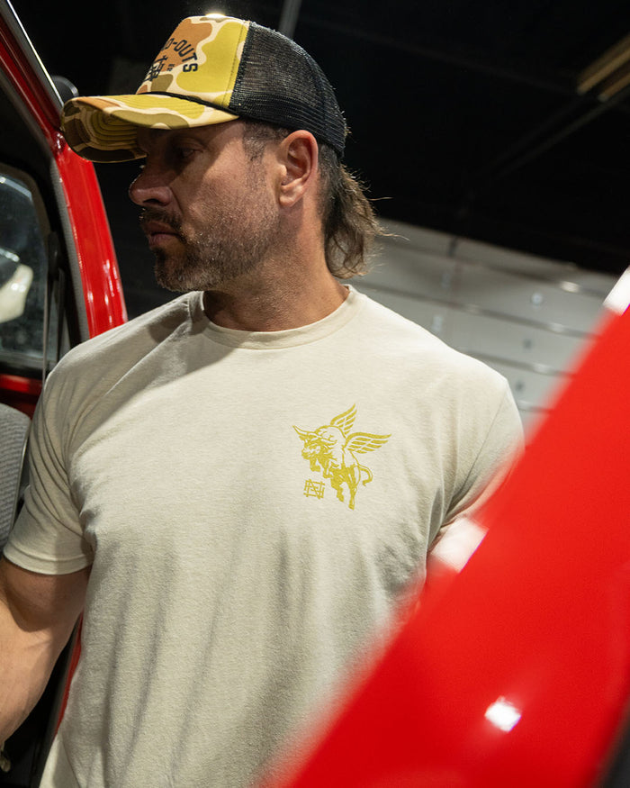FLYING BULL TEE (CREAM)