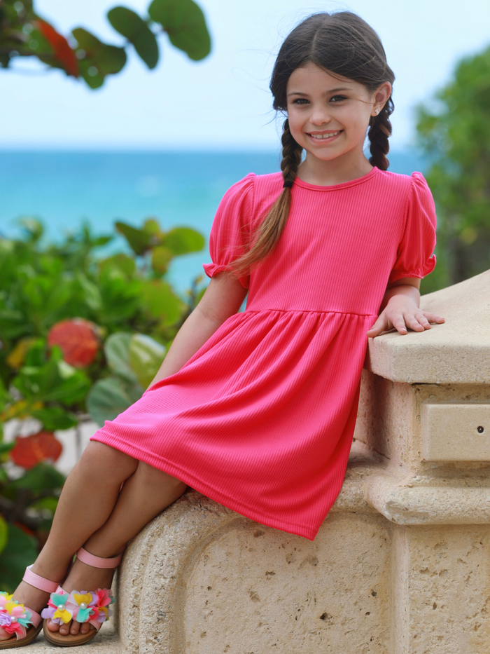 kids fuchsia ribbed dress with short puff sleeves summer outfit