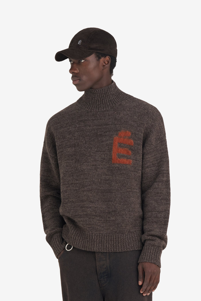 ETUDES STUDIO FUNNEL NECK SWEATER E DARK BROWN 2