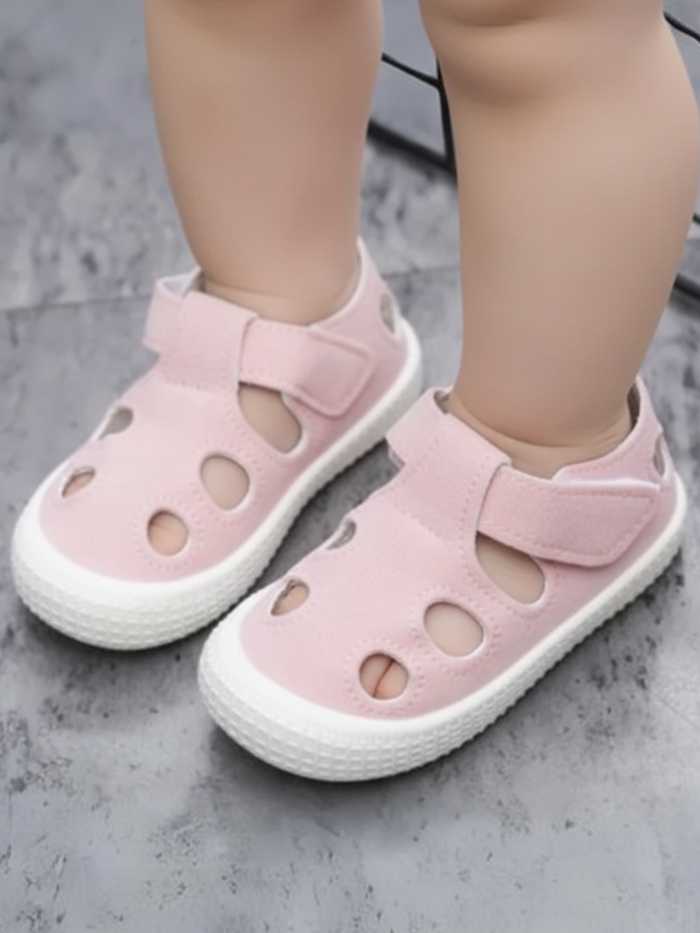 Girls Adorable Polka Dot Sandals By Liv and Mia Mia Belle Girls