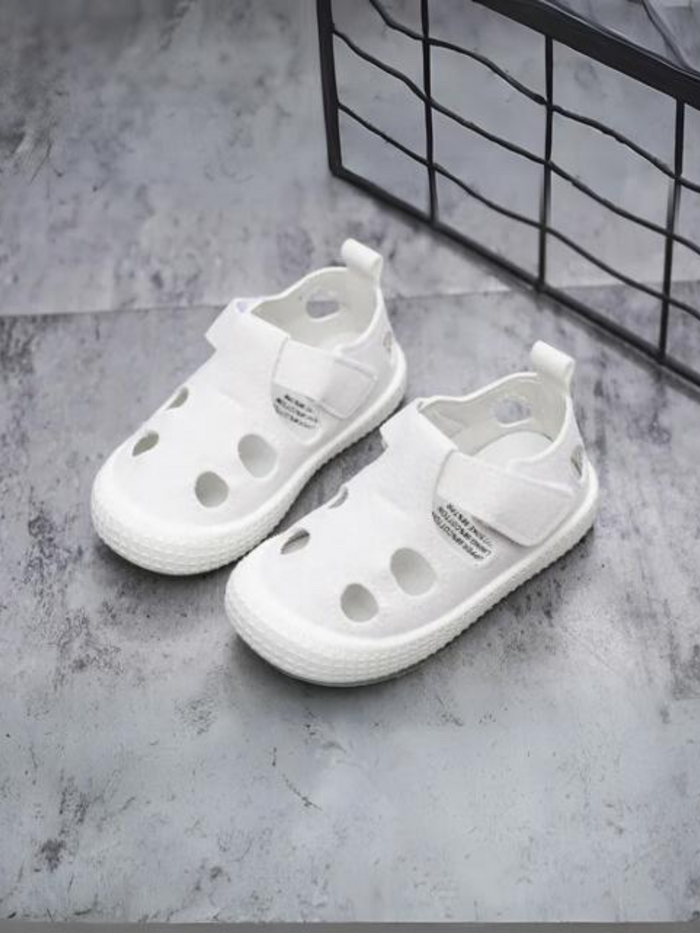 Girls Adorable Polka Dot Sandals By Liv and Mia Mia Belle Girls