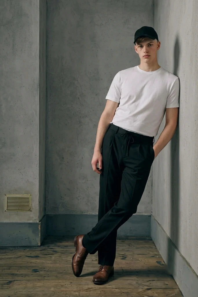 Men's Black Relaxed Fit Trouser-Front