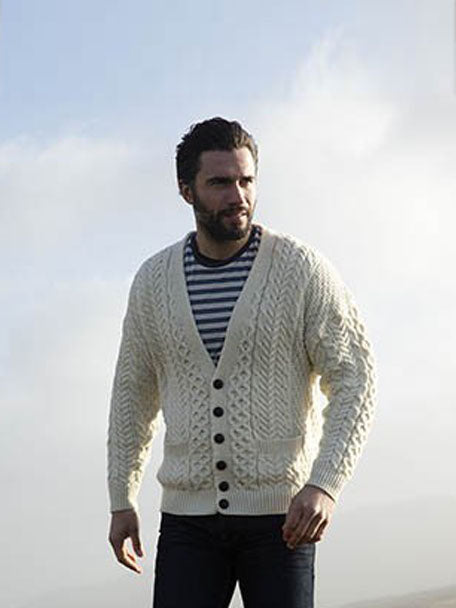 merino-wool-cardigan_410b6d8b-7539-43ea-8e8a-9700db1dd6ac.jpg
