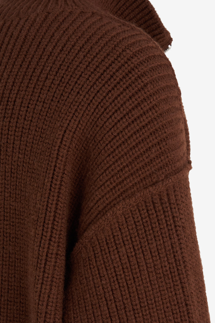 ETUDES STUDIO MILITARY RIB HALF ZIP DARK BROWN 5
