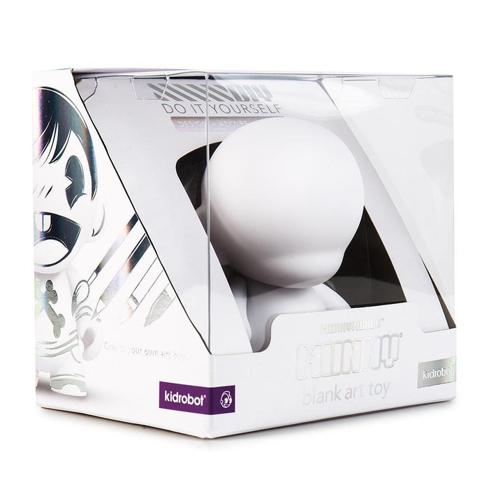 Kidrobot MUNNYWORLD 4-inch blank vinyl art figure, a customizable art toy with a simple, blank design for creative decoration.