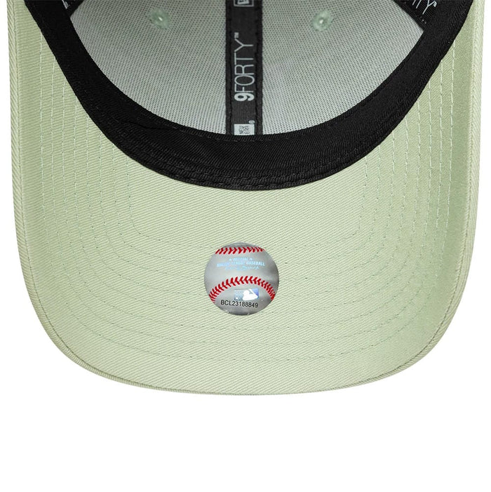 NEW ERA LA Dodgers MLB League Essential Pastel Green 9FORTY Adjustable Cap