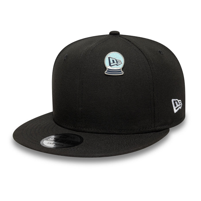NEW ERA Silver Snowglobe Pin