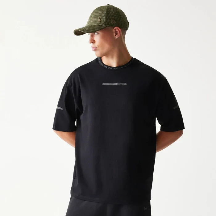 New Era Tech Black Oversized T-Shirt