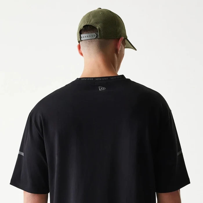 New Era Tech Black Oversized T-Shirt