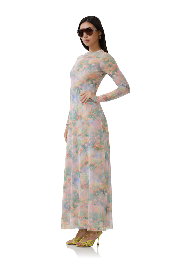 paola-dress-fog-field
