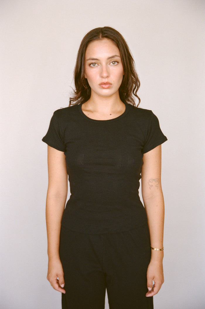 PERFECT T-SHIRT IN ONYX POINTELLE