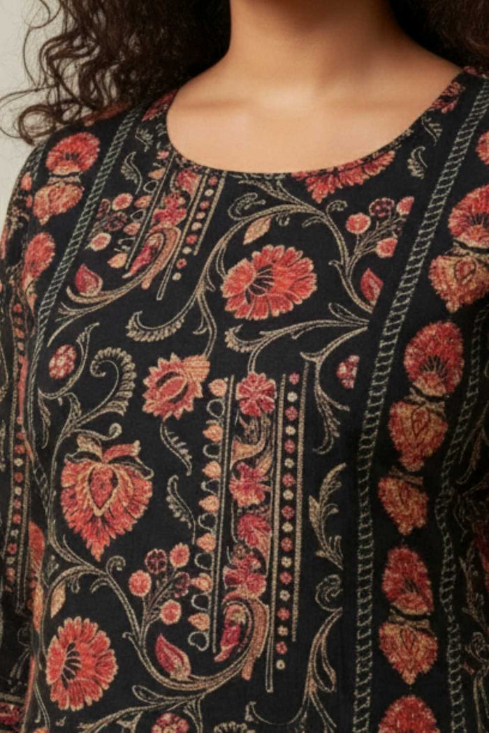 Plus Size Black Floral Round Neck SnugWeave™ Winter Kurta