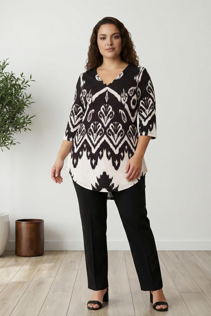 Plus Size Black White Print Centre Pleat Top