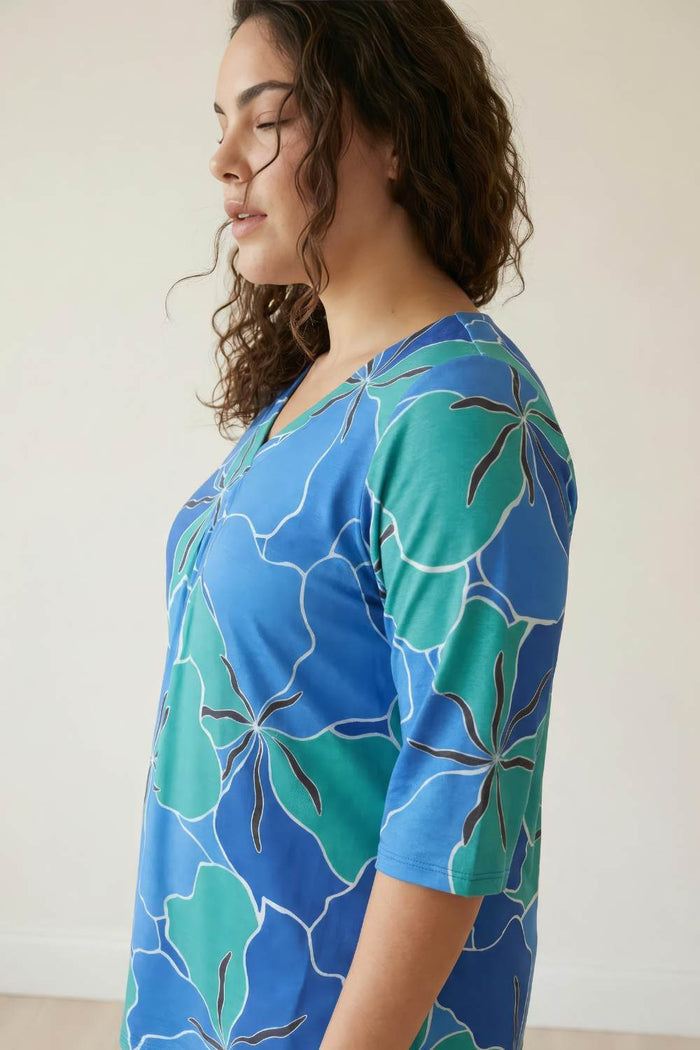 Plus Size Blue Green Abstract Centre Pleat Top