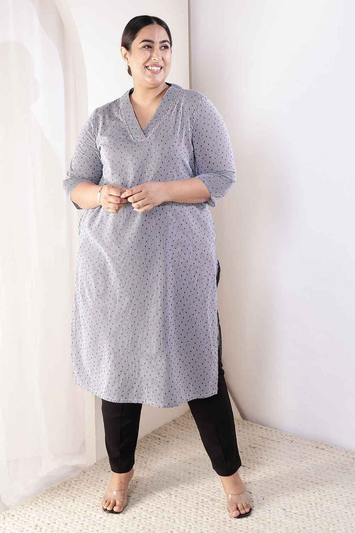 Plus Size Little Beatle Striped V Neck Cotton Kurta