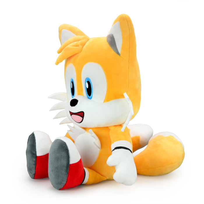 Sonic the Hedgehog Tails HugMe Shake Action plush toy, soft and cuddly with detailed features from the Sonic the Hedgehog brand.