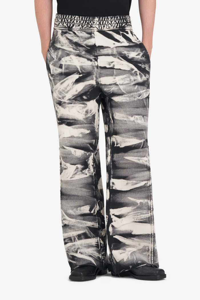 ETUDES STUDIO SWEATPANT BLEACH BLACK 2