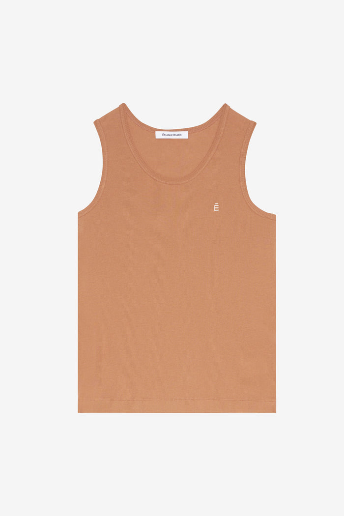 TANKTOP É