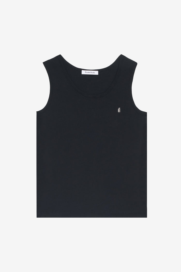 TANKTOP É