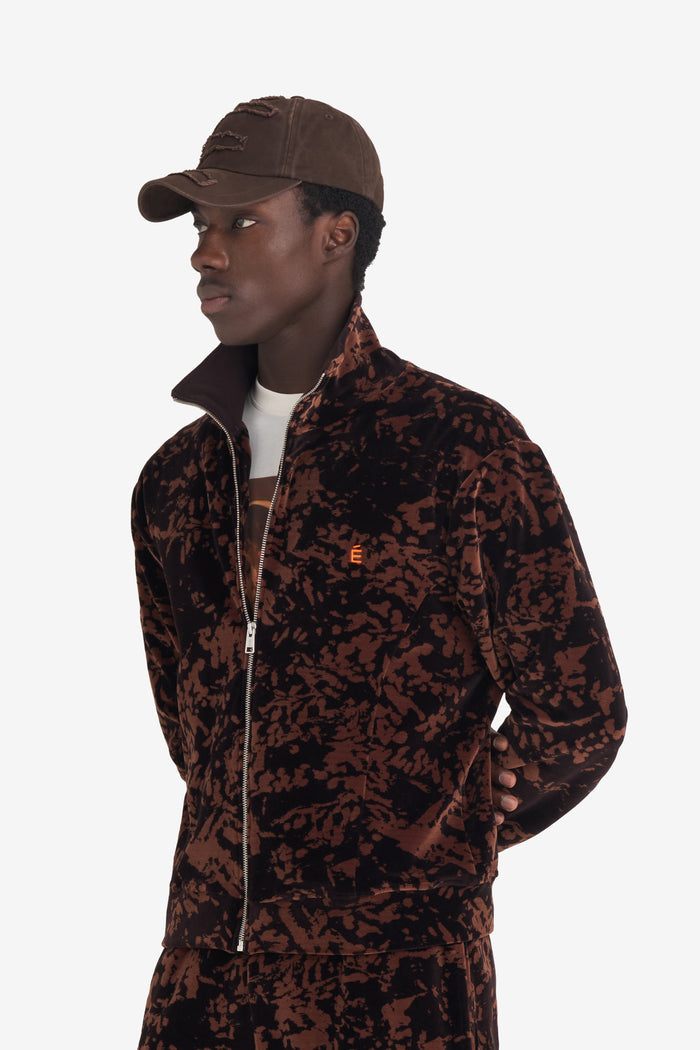 CLAIRE TABOURET + ETUDES STUDIO TRACKJACKET DARK BROWN 2