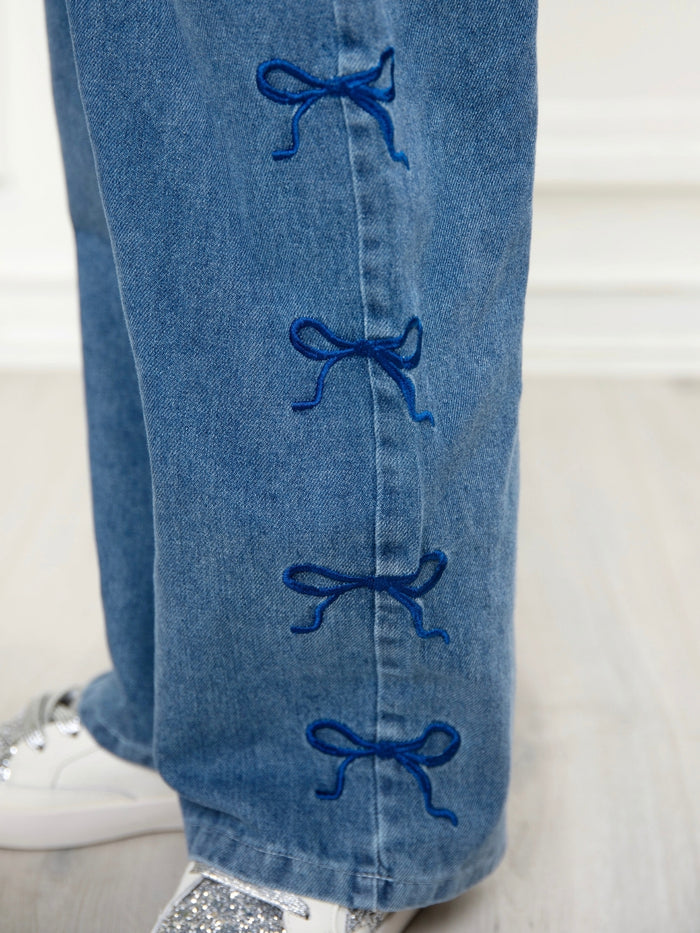 Girls casual outfit with denim bow applique and wide leg pants